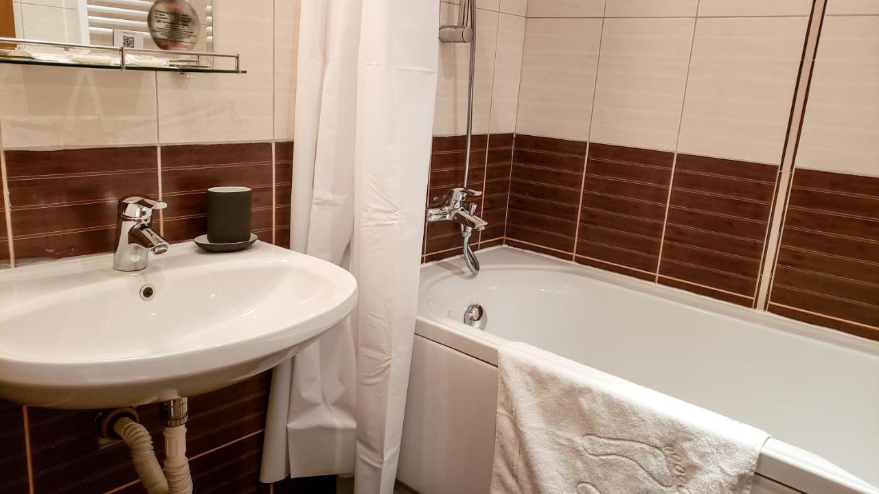 בורובץ Semiramida Gardens Apartments מראה חיצוני תמונה