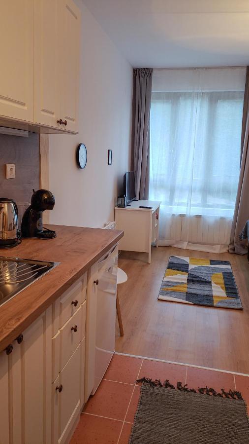 בורובץ Semiramida Gardens Apartments מראה חיצוני תמונה