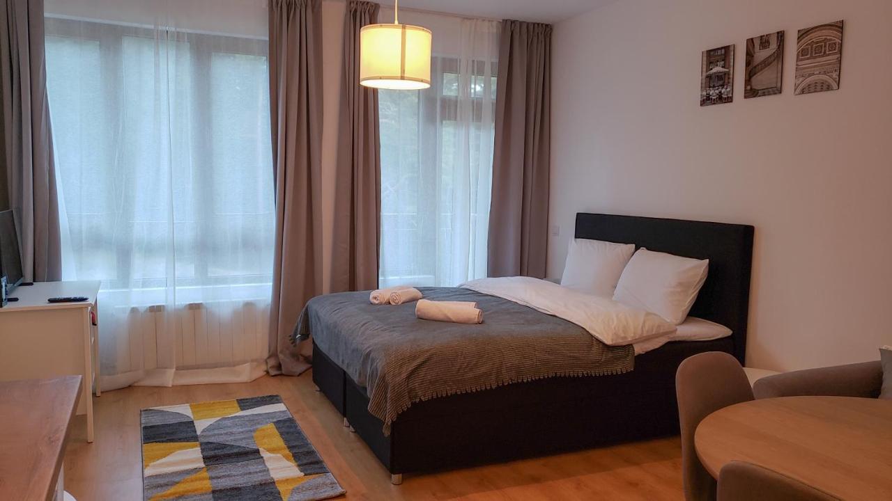 בורובץ Semiramida Gardens Apartments מראה חיצוני תמונה