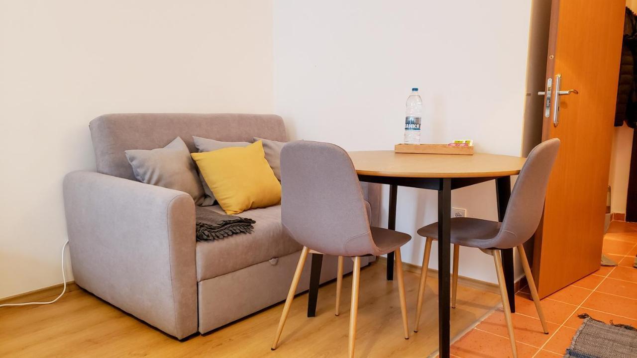 בורובץ Semiramida Gardens Apartments מראה חיצוני תמונה